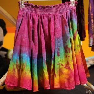 Rainbow tie-dye Banana Republic skirts med.